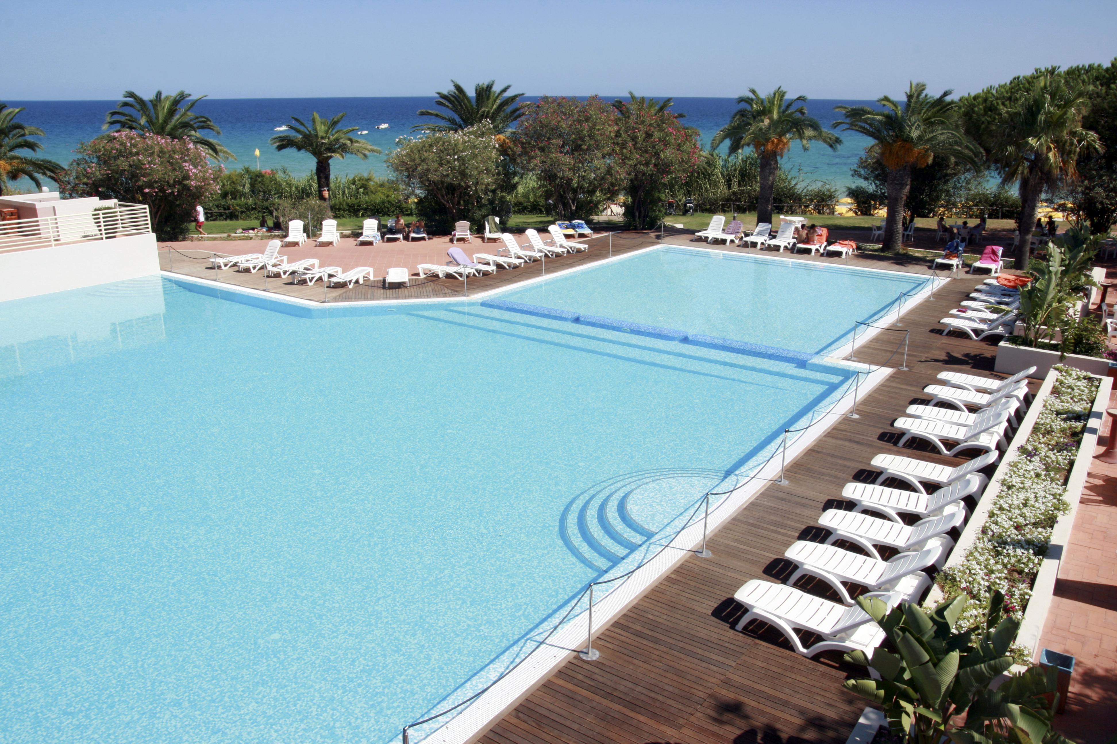 Th Costa Rei - Free Beach Resort エクステリア 写真